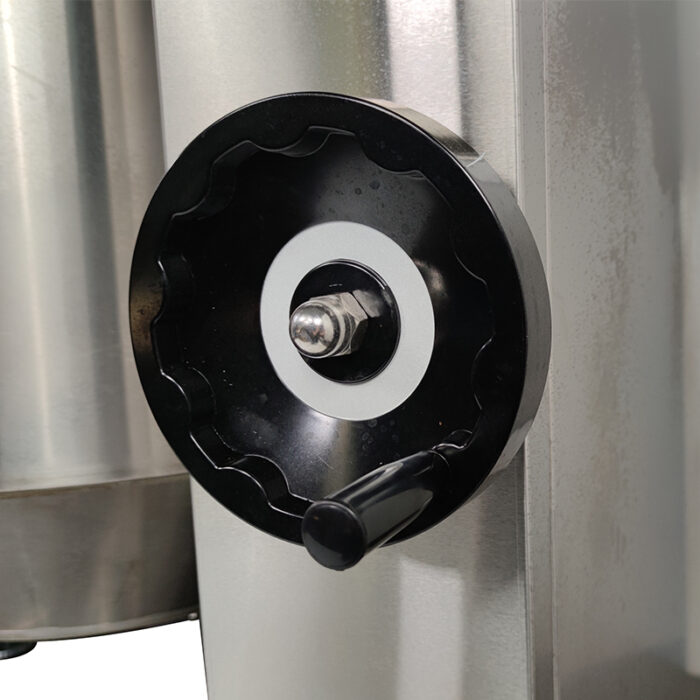 The Tilting Knob of Automatic-Tilting-Boiling-Pan-Commercial-Use