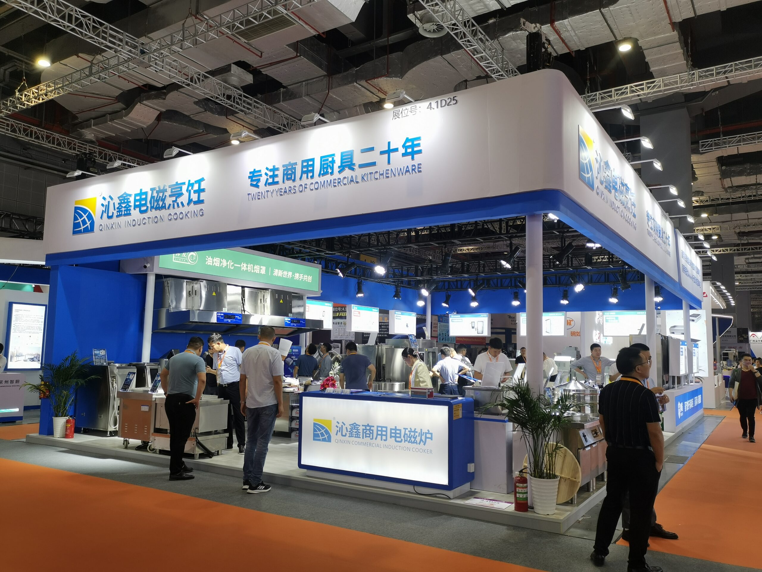 reviews the lestov commercial induction cooker manufacturer at 2023 shanghai hotelex exhibition 2